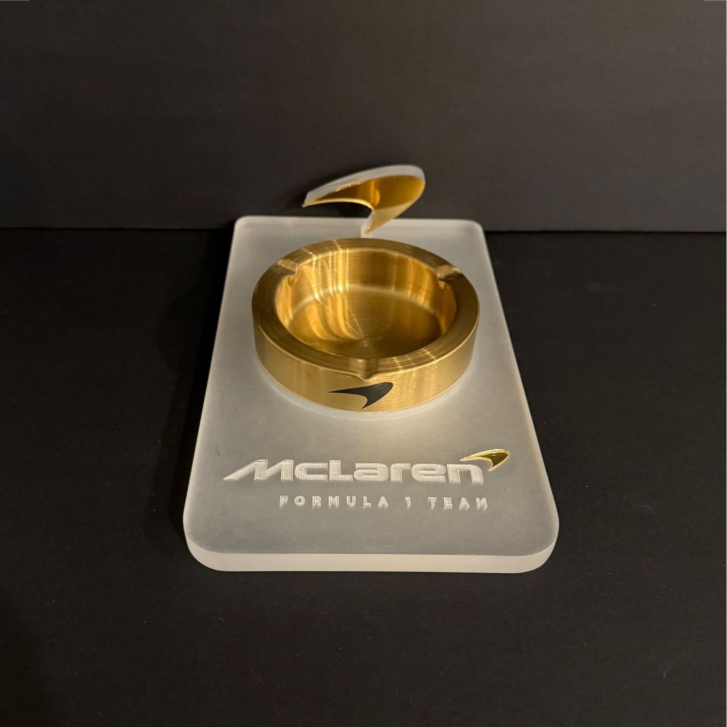 Luxury Performance Ashtray – A Tribute to Speed & Precision