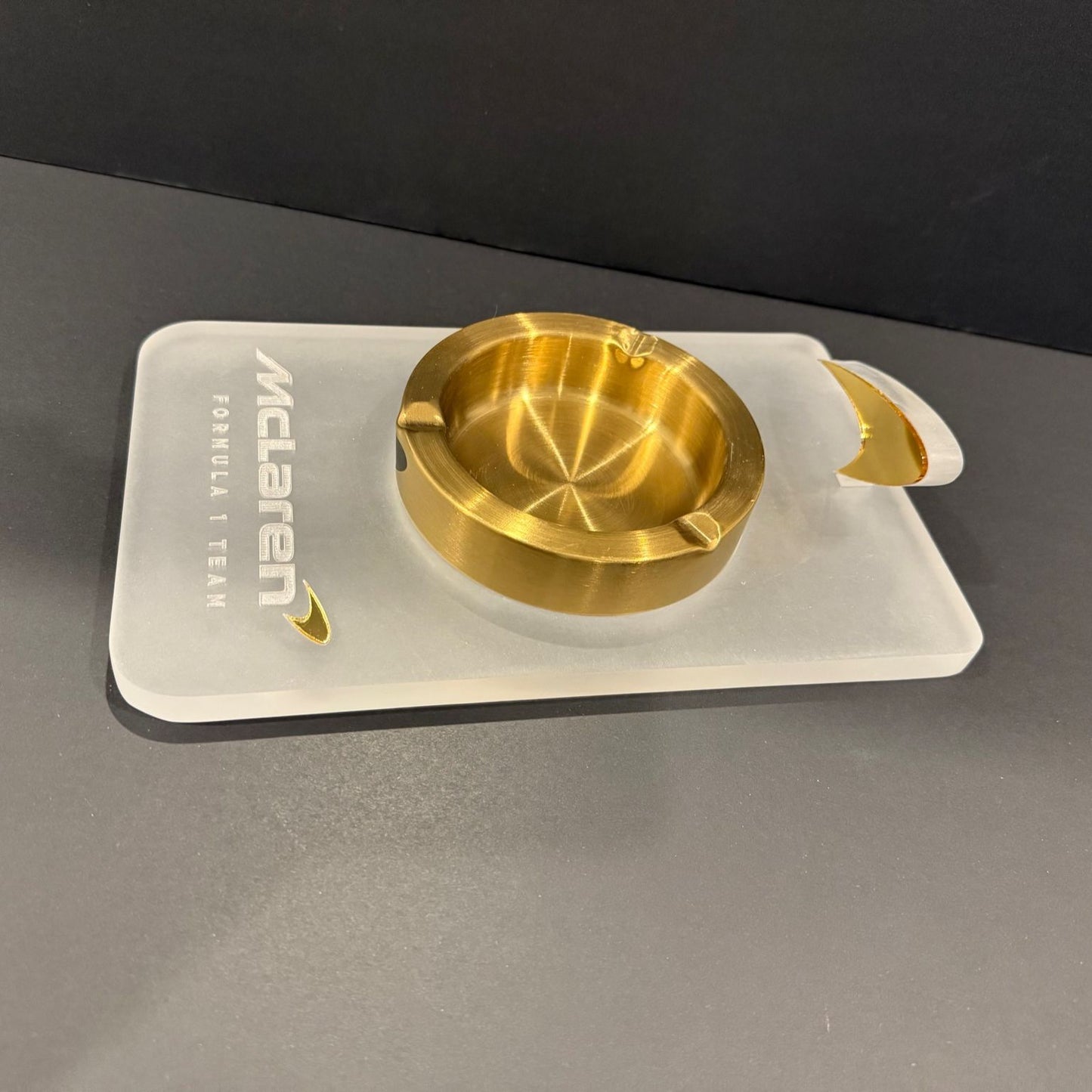 Luxury Performance Ashtray – A Tribute to Speed & Precision